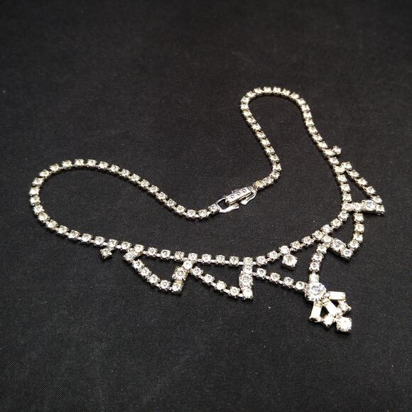 Vintage 1960s Clear Rhinestone Choker Necklace, Mid-Century Bridal Jewelry - Picture 7 of 10